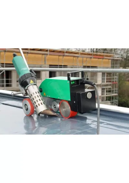 ROOFON MULTI Automate de soudage plastique pour piscine et toiture de la marque BAK à Paris, Toulouse et toute la France