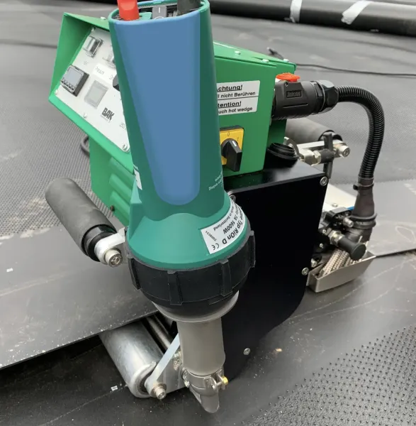 COMON 3 automate pour soudage plastique de géomembrane de la marque BAK à Paris, Lyon et toute la France