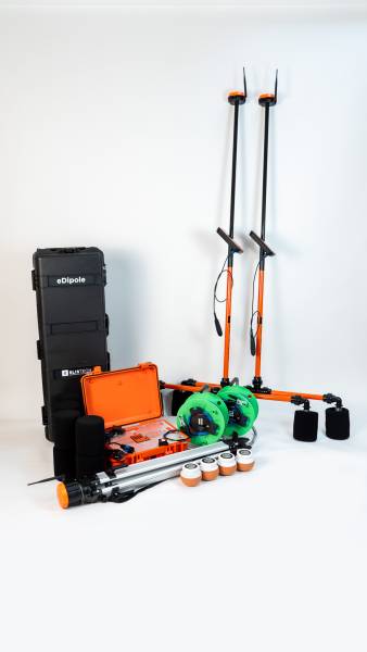 eDipole GPS composition