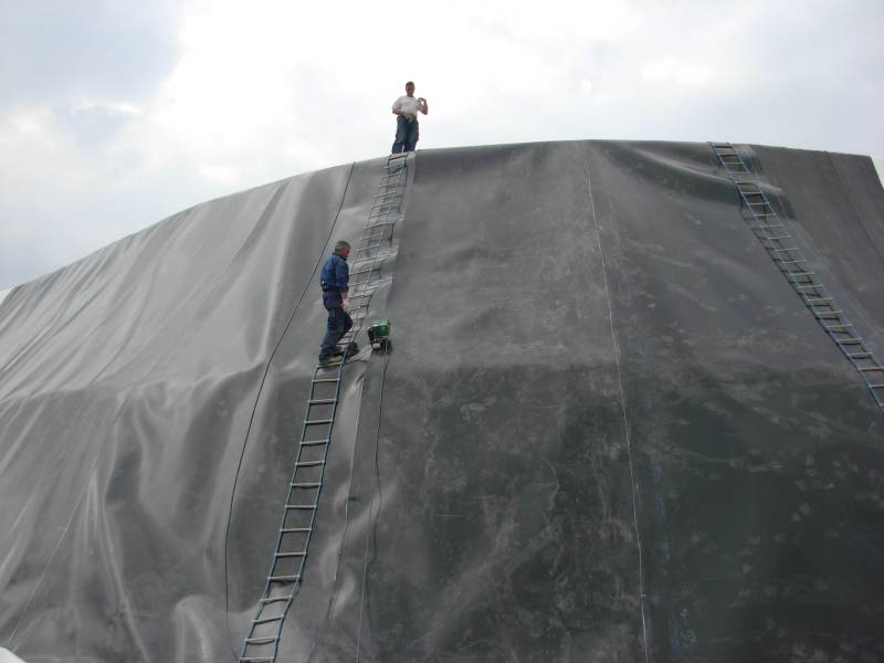 COMON 2 automate de soudage plastique pour géomembranes de la marque BAK disponible à Paris, Lyon et dans toute la France