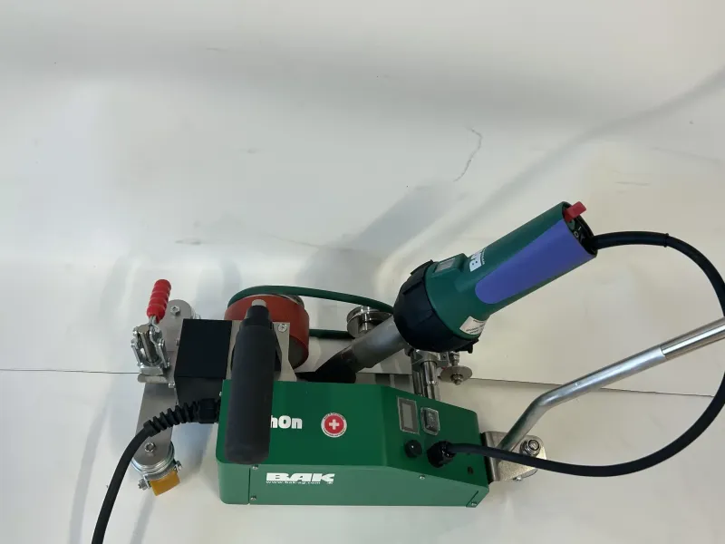 TECHON Mini automate de soudage plastique de la marque BAK à Paris, Lyon et toute la France