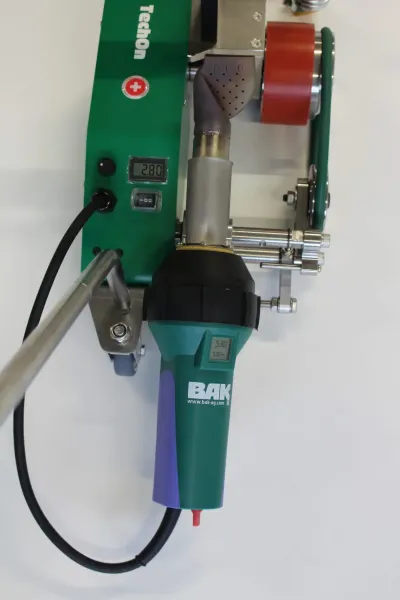 TECHON Mini automate de soudage plastique de la marque BAK à Paris, Lyon et toute la France