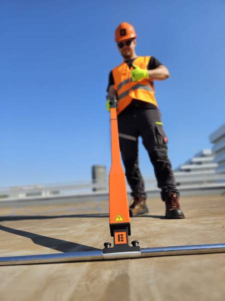 E Raptor 2.0 PRO - Détecteur de fuites pour étanchéité disponible à Lyon en région Rhône Alpes et dans toute la France