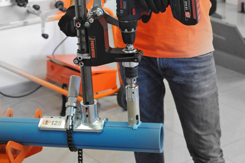 Soudeuse de tubes par contact UP 125 de la marque RITMO disponible à Paris, Lyon et dans toute la France