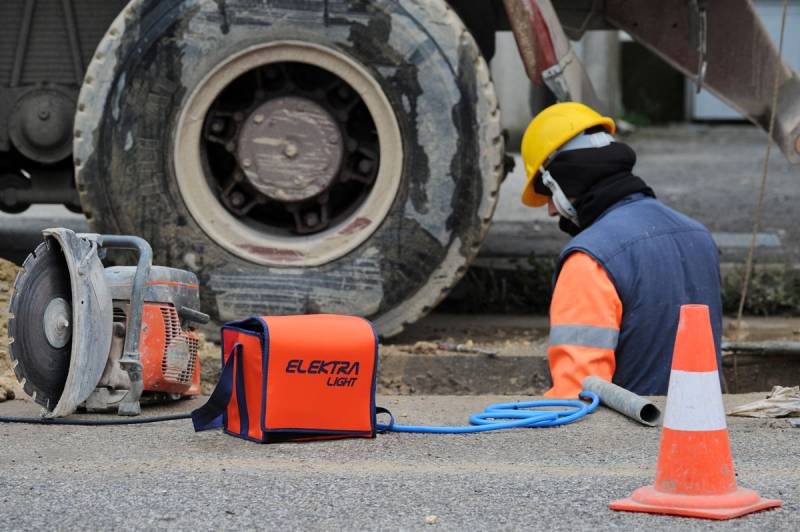 Soudeuse de tubes ELEKTRA LIGHT de la marque RITMO disponible à Paris, Strasbourg et dans toute la France
